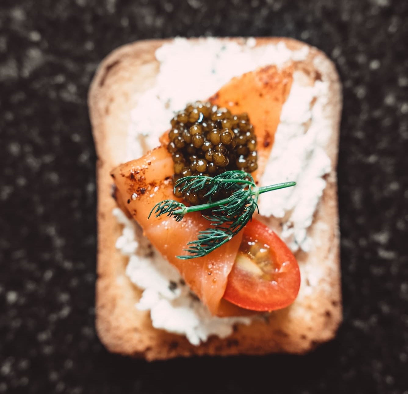 Caviar bites
