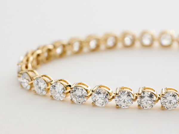 Expertly-Cut Diamonds and Luxurious Gold Jewelry