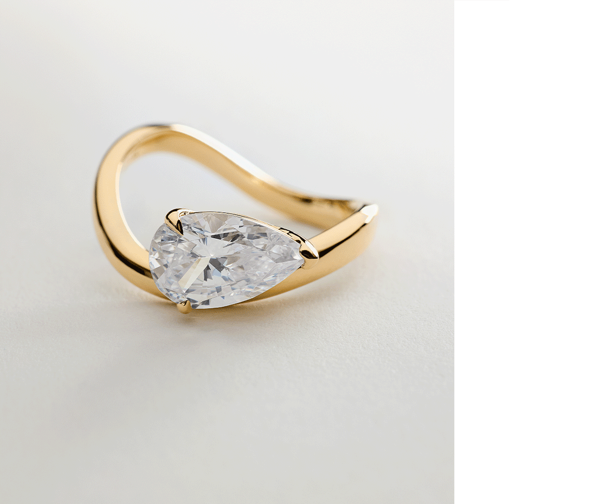 New engagement arrivals with our Sculptural Wave Collection.