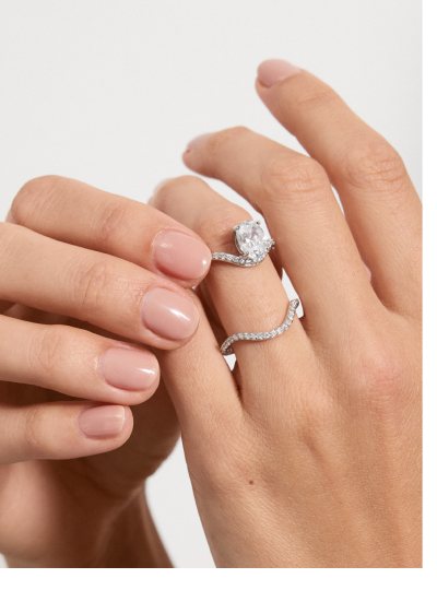Make waves with our newest engagement collection featuring asymmetric allure.