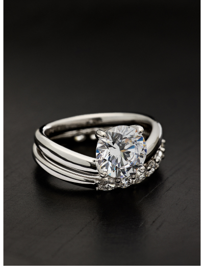 Make waves with our newest engagement collection featuring asymmetric allure.
