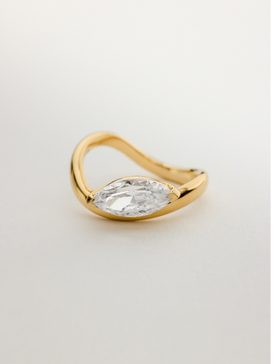 Make waves with our newest engagement collection featuring asymmetric allure.
