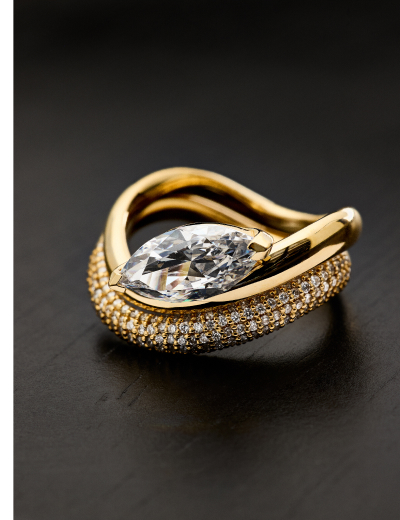 Make waves with our newest engagement collection featuring asymmetric allure.