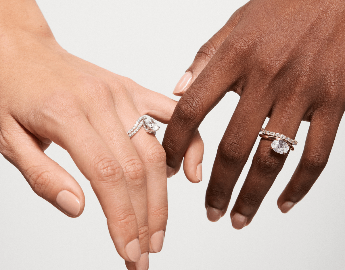 Rings sculpted by motion, made for a timeless wedding and engagement style.