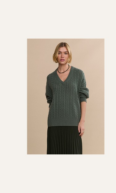 Nell V-Neck