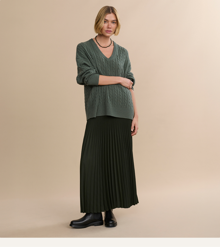 Nell V-Neck