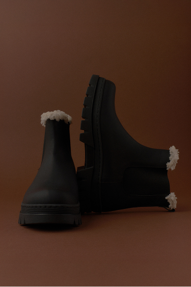 https://www.jennikayne.com/collections/clothing-womens-shoes
