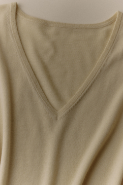 Dree V-Neck Sweater