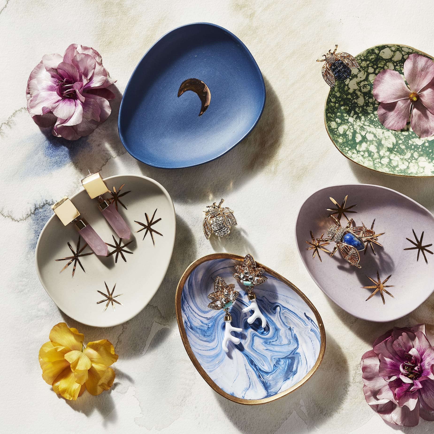 an image of a picture of a table setting in a magazine