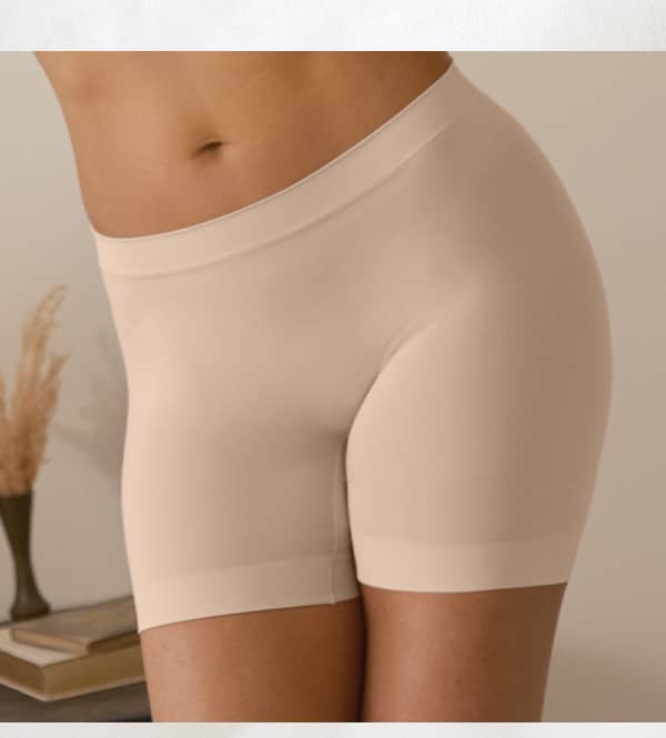 ultralight smoothing top image zoomed in on model