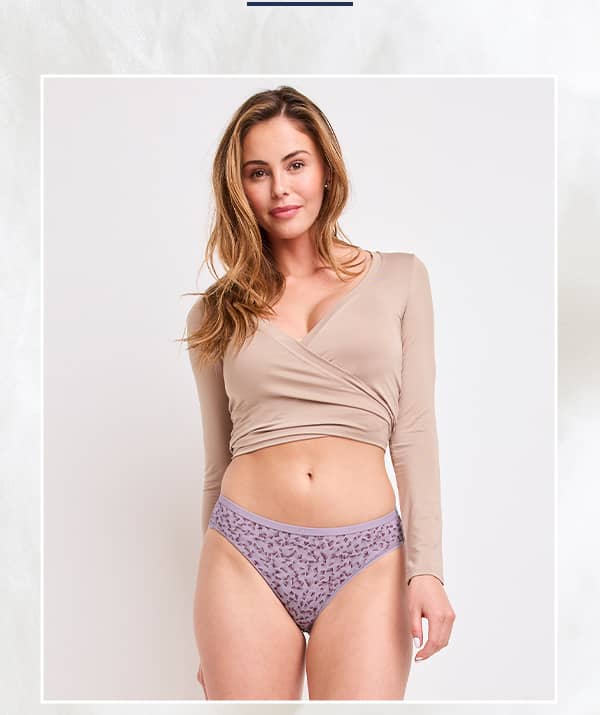 organic cotton stretch image on model