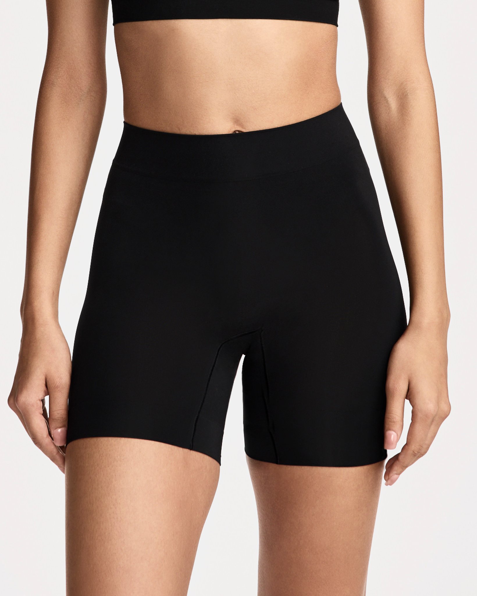 Skimmies® Seamfree® Ultralight Smoothing Cooling Shortie Slipshort