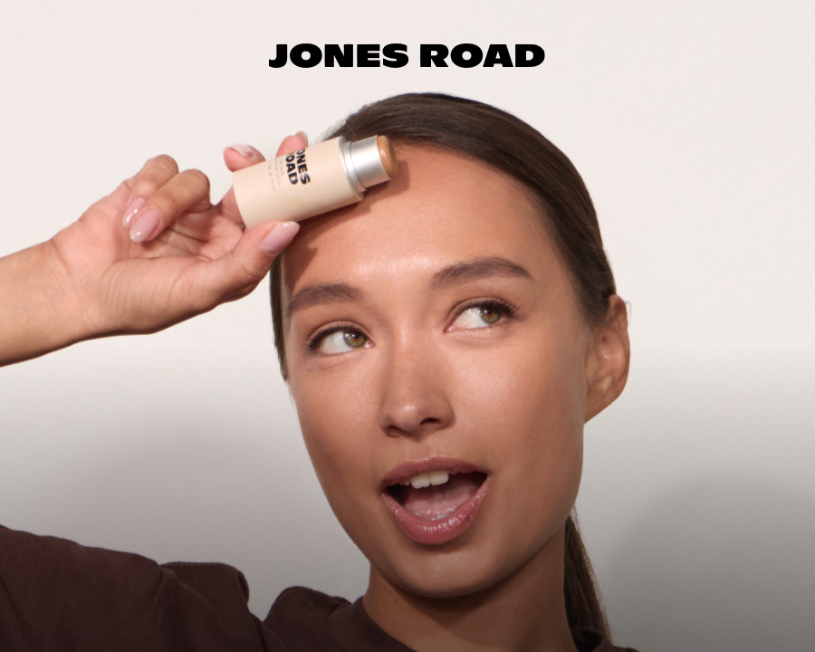 Changing the face of foundation sticks. New: your skin foundation stick