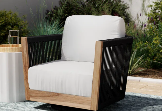 Best-Selling Outdoor Chairs