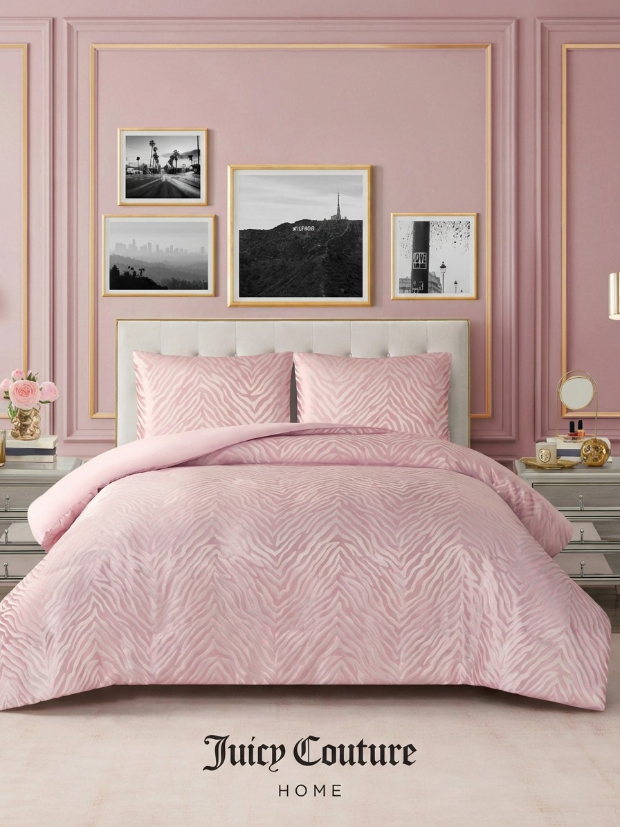 Sparkle Zebra Jacquard Comforter Set in Pink Marshmallow