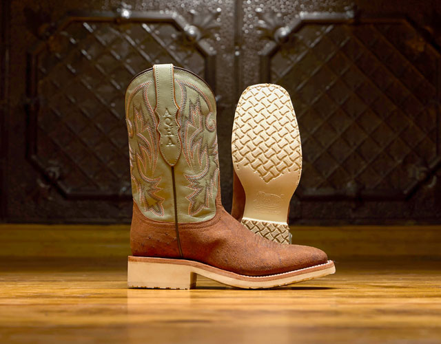 Peppy San Badger - Smooth Ostrich in cognac.