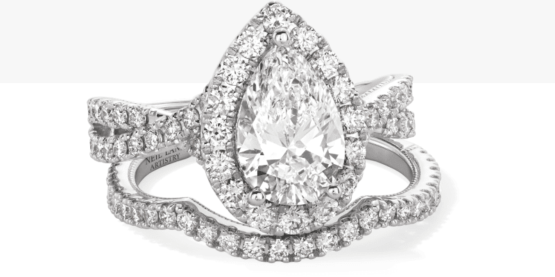 Example of a pear-shaped diamond ring