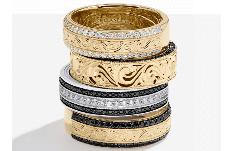 Showcase of wedding rings.