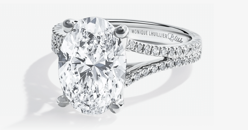 Monique Lhuillier Bliss Oval-Cut Lab-Grown Diamond Engagement Ring 18K White Gold.