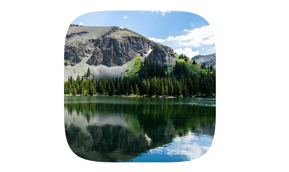 Image of a lake