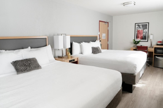 Hotel Saint Clair - Magnificent Mile