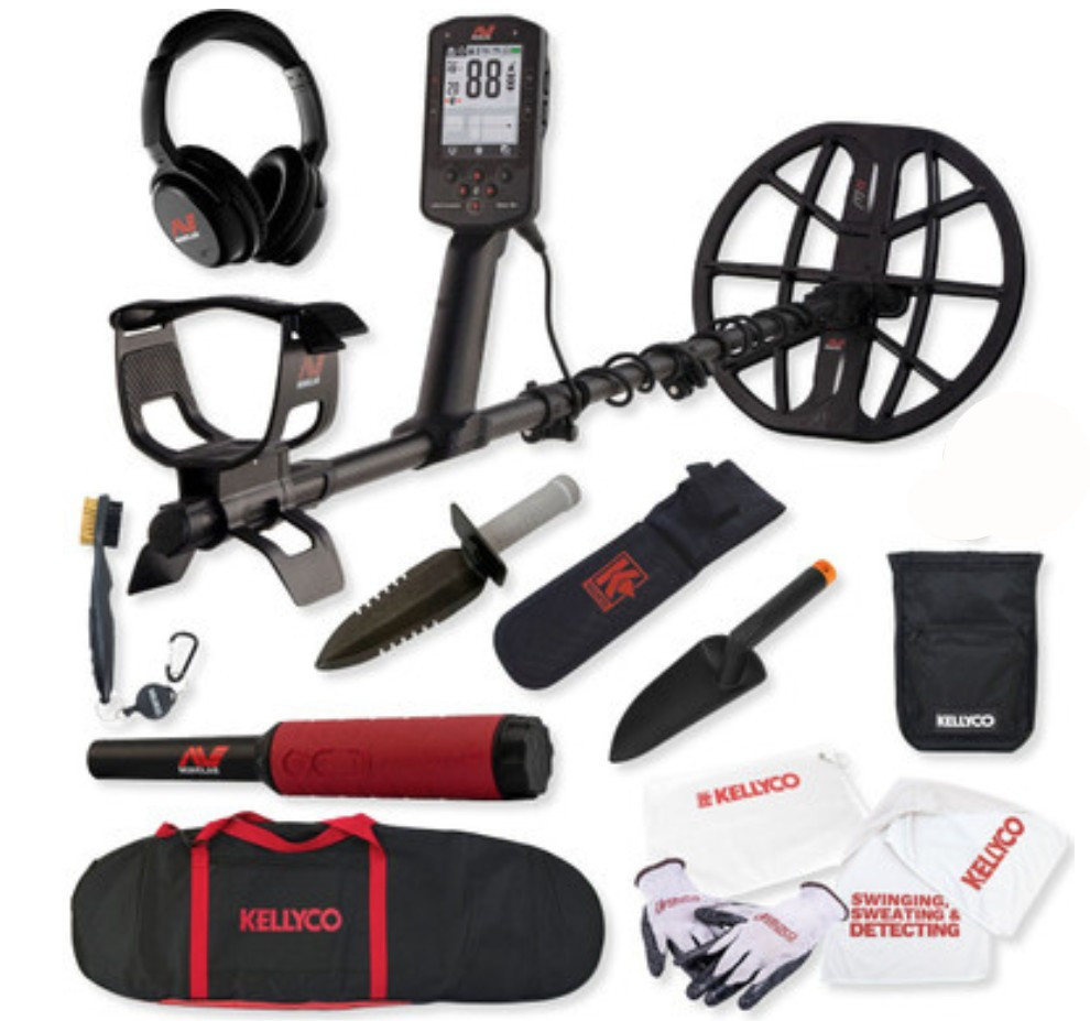 Image of Minelab Manticore Metal Detector Ultimate Bundle