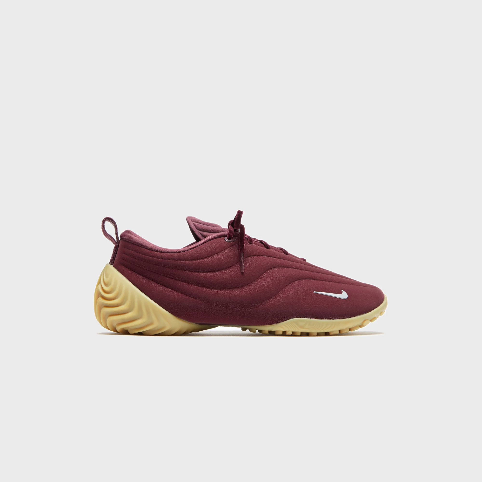 Image of Nike WMNS Astra Ultra - Burgundy