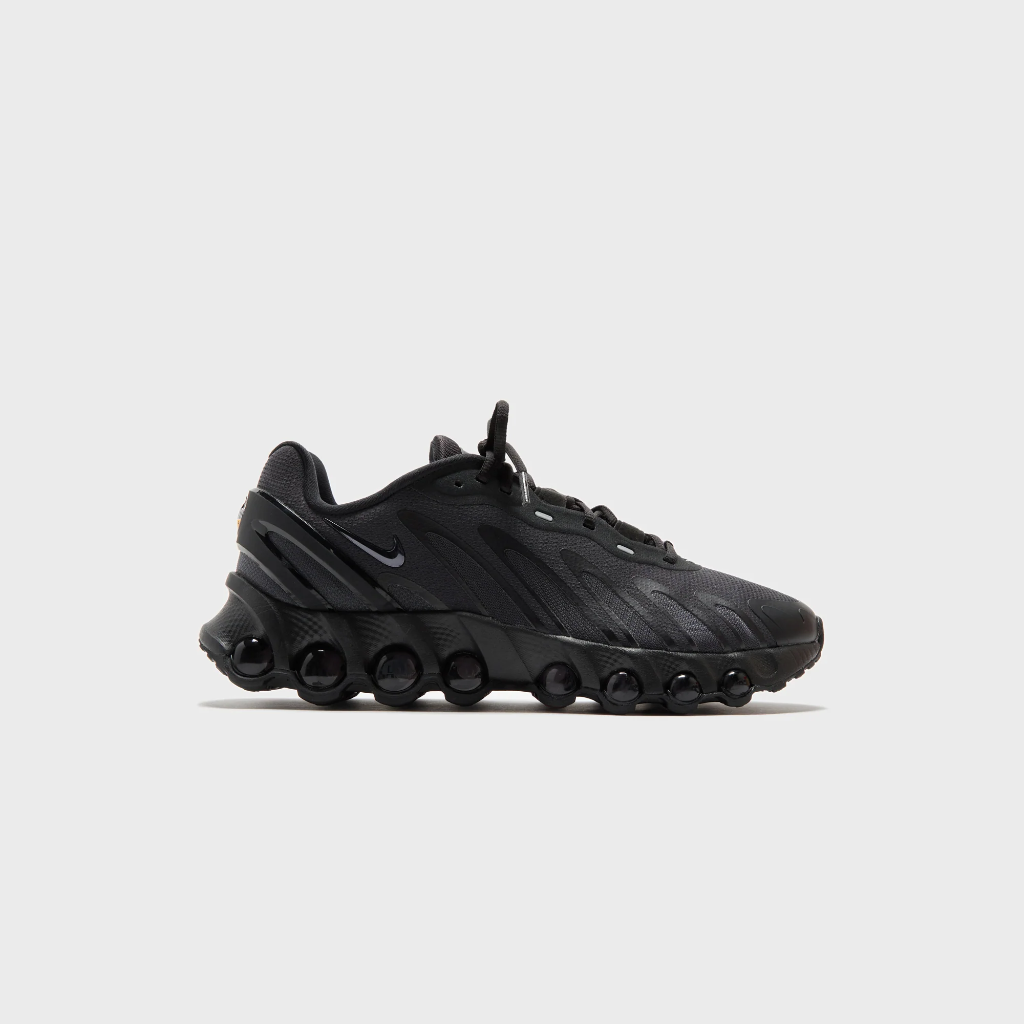 Image of Nike Air Max Dn8 - Black / Anthracite