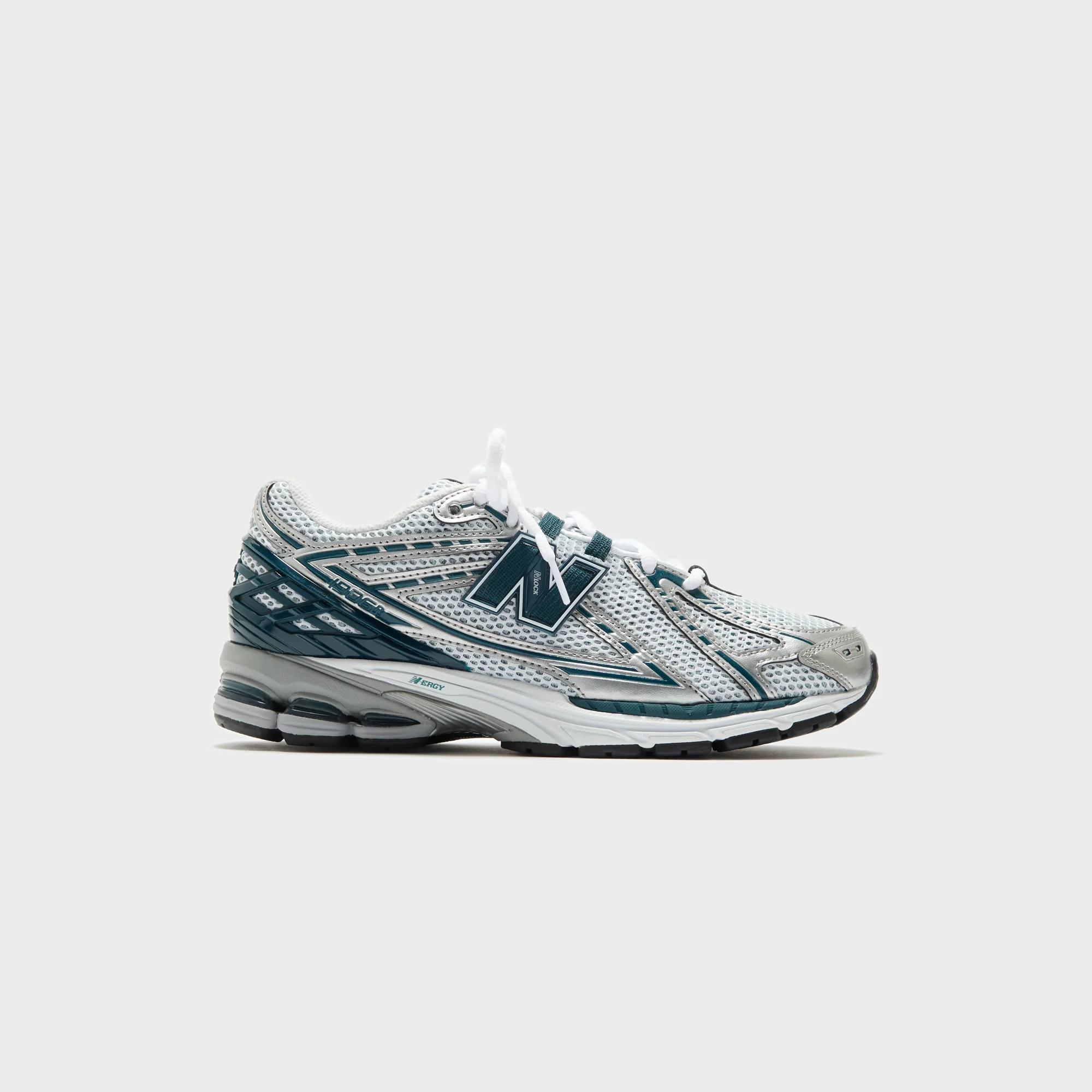 Image of New Balance 1906R - Silver Metallic / Deep Ocean / White