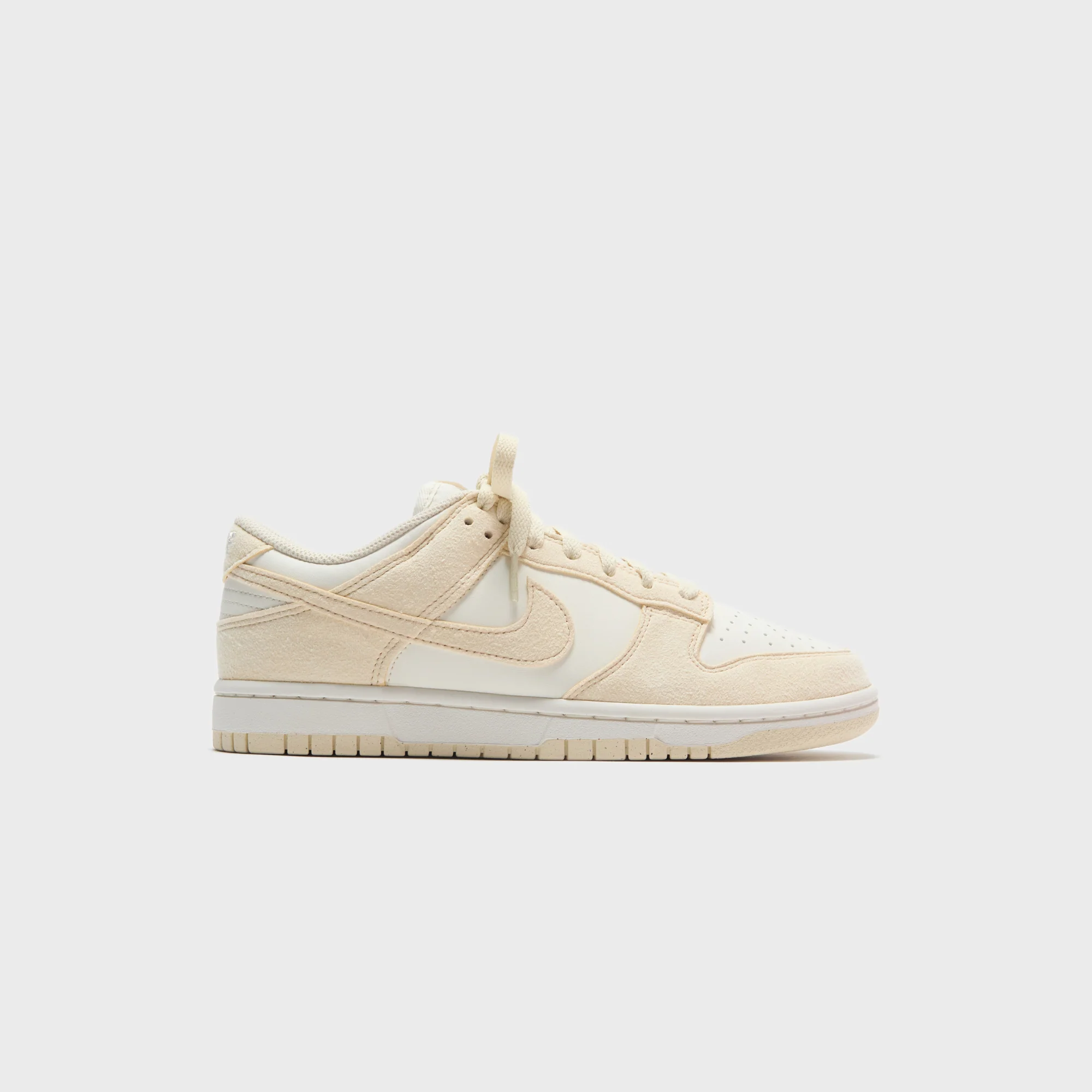 Image of Nike WMNS Dunk Low - Soft Pearl / Beach / Pale Ivory / White