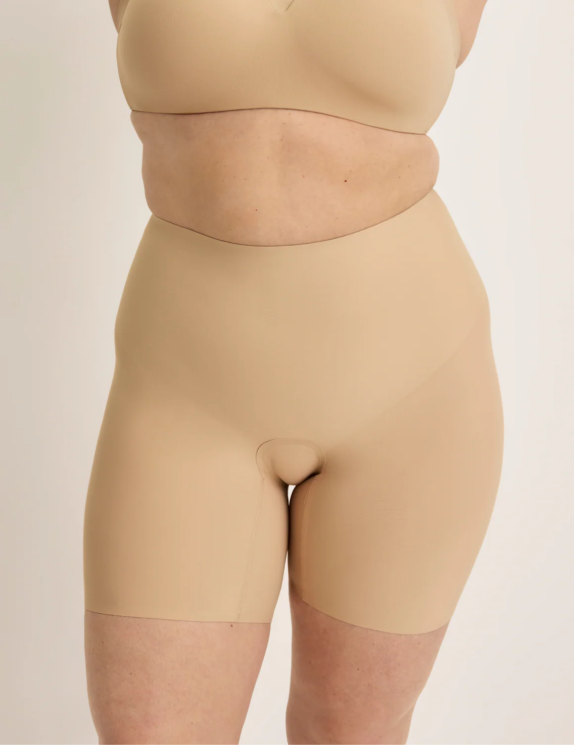 Image of Leakproof Contour Thigh Saver® 6”