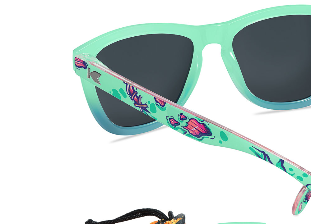 Limited Edition Knock 'Em Dead Premiums