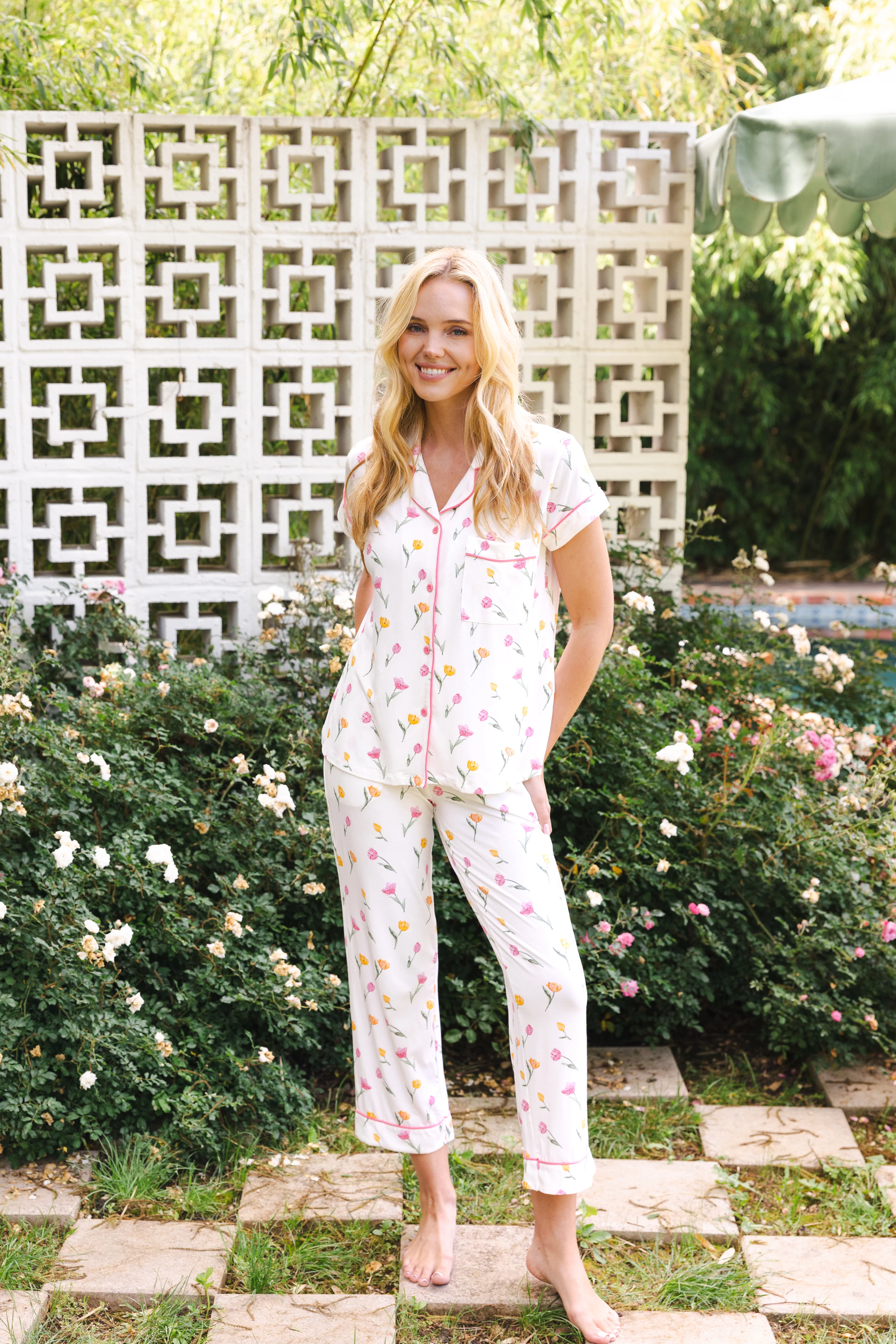 Image of Women's Short Sleeve Cropped Pajama Set in Tulip
