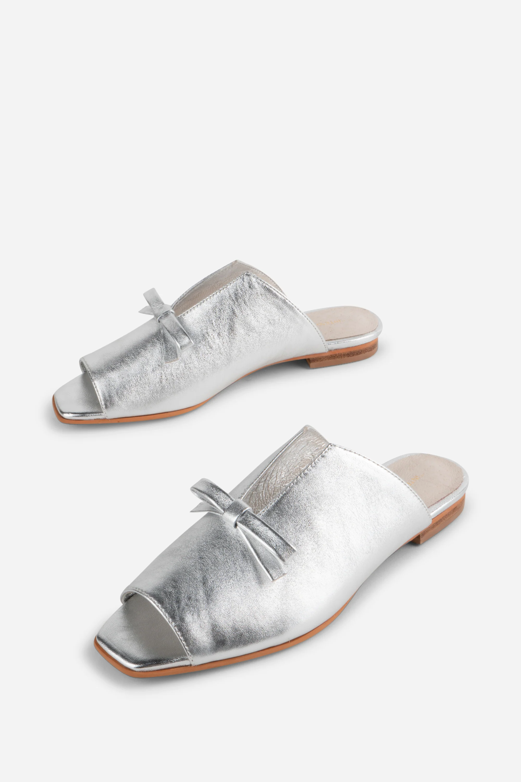 Image of PALACE SQUARE TOE FLAT