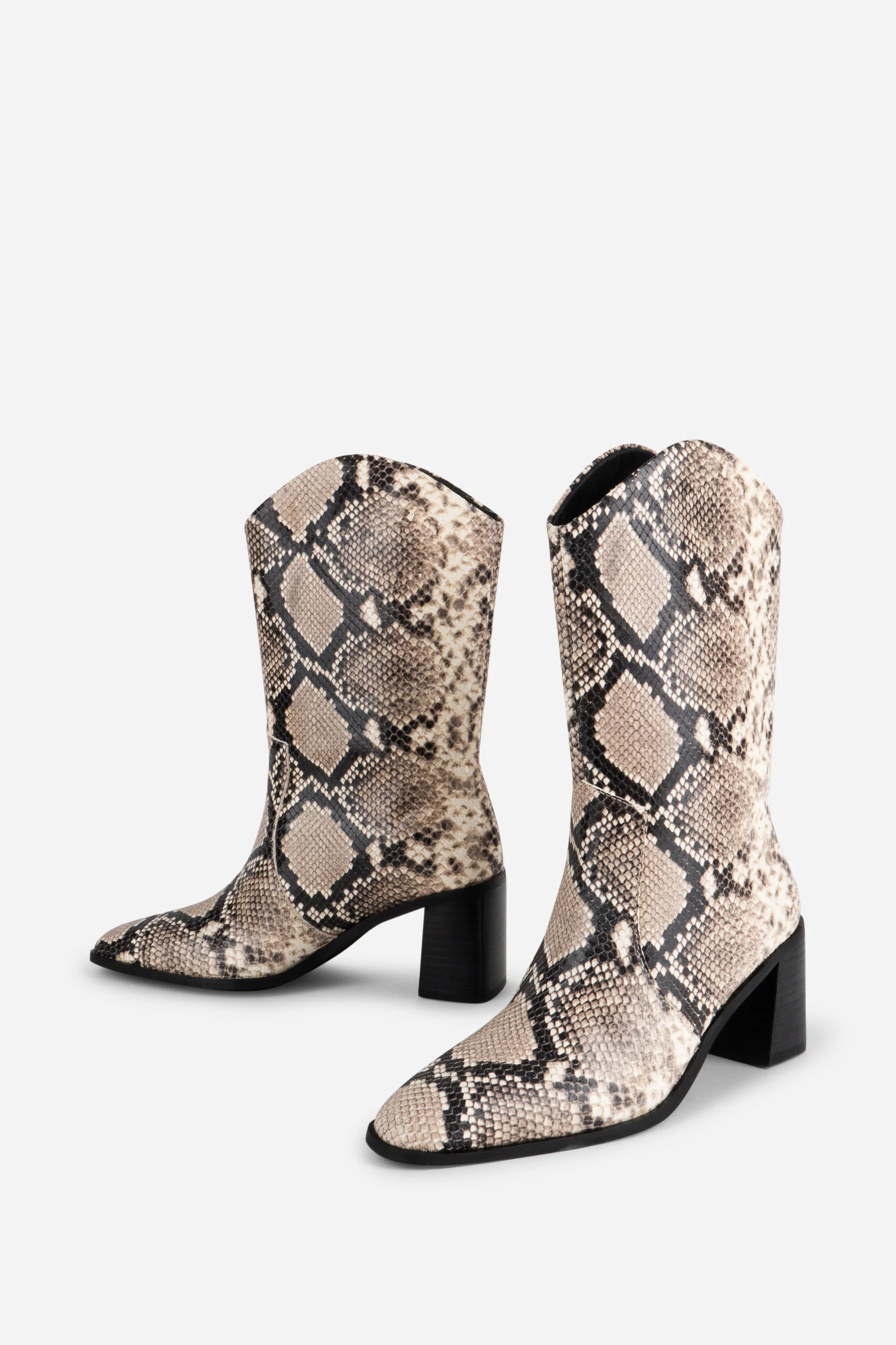 Image of WORTH SNAKE WESTERN BOOT