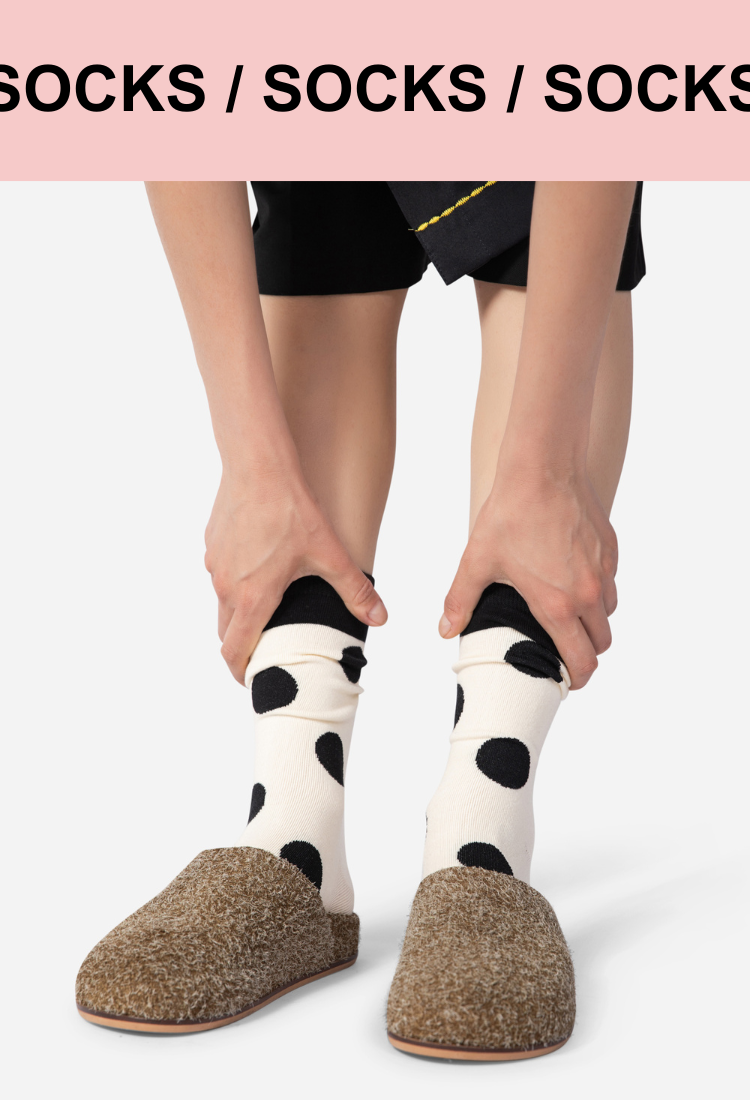 SHOP SOCKS