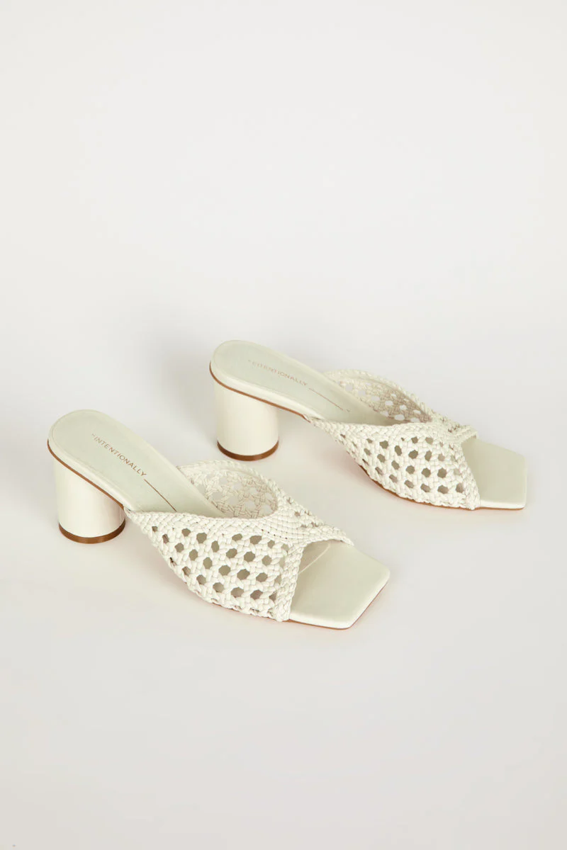 Image of CASSANDRA VEGAN HEEL