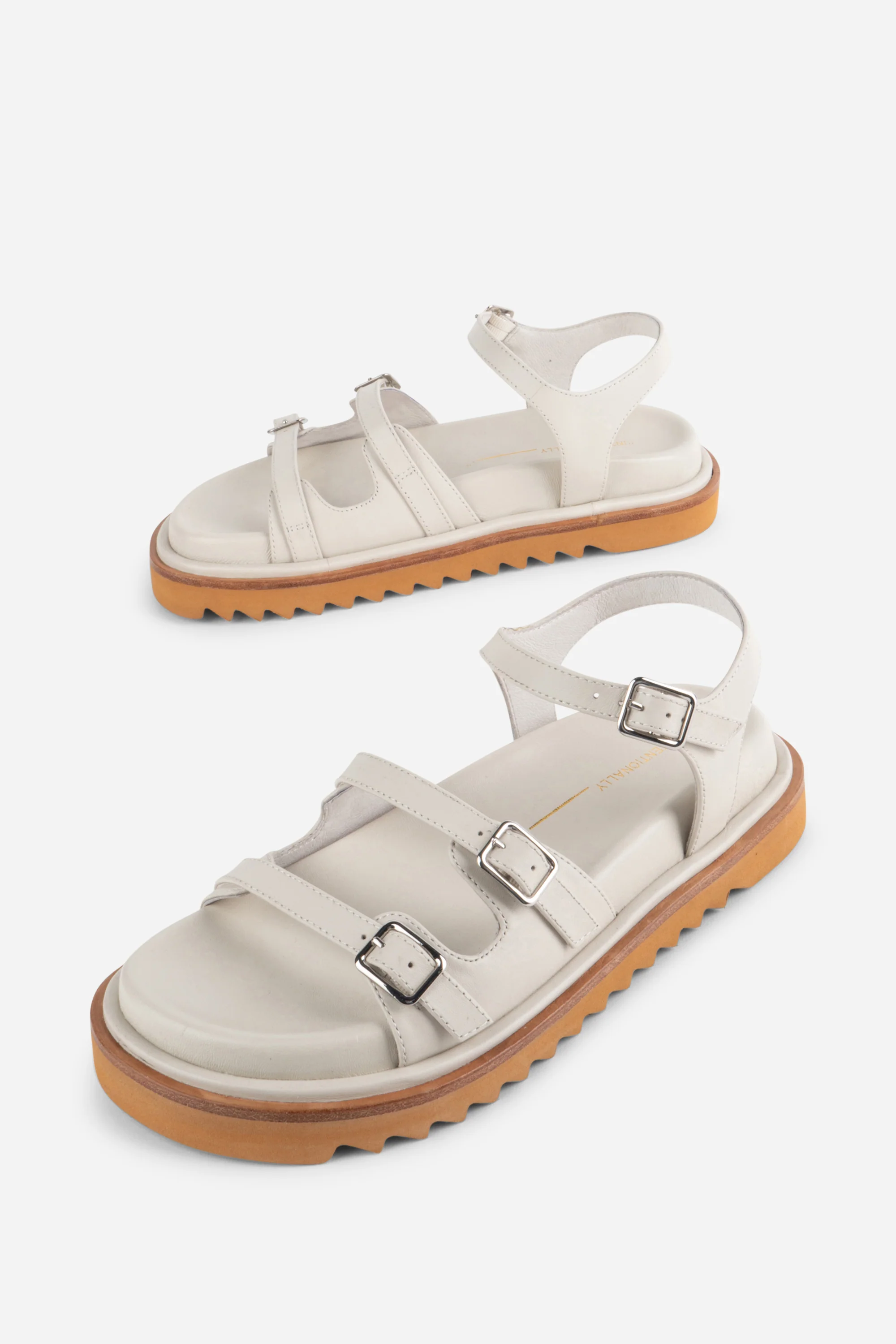 Image of RICOYA LEATHER SANDAL