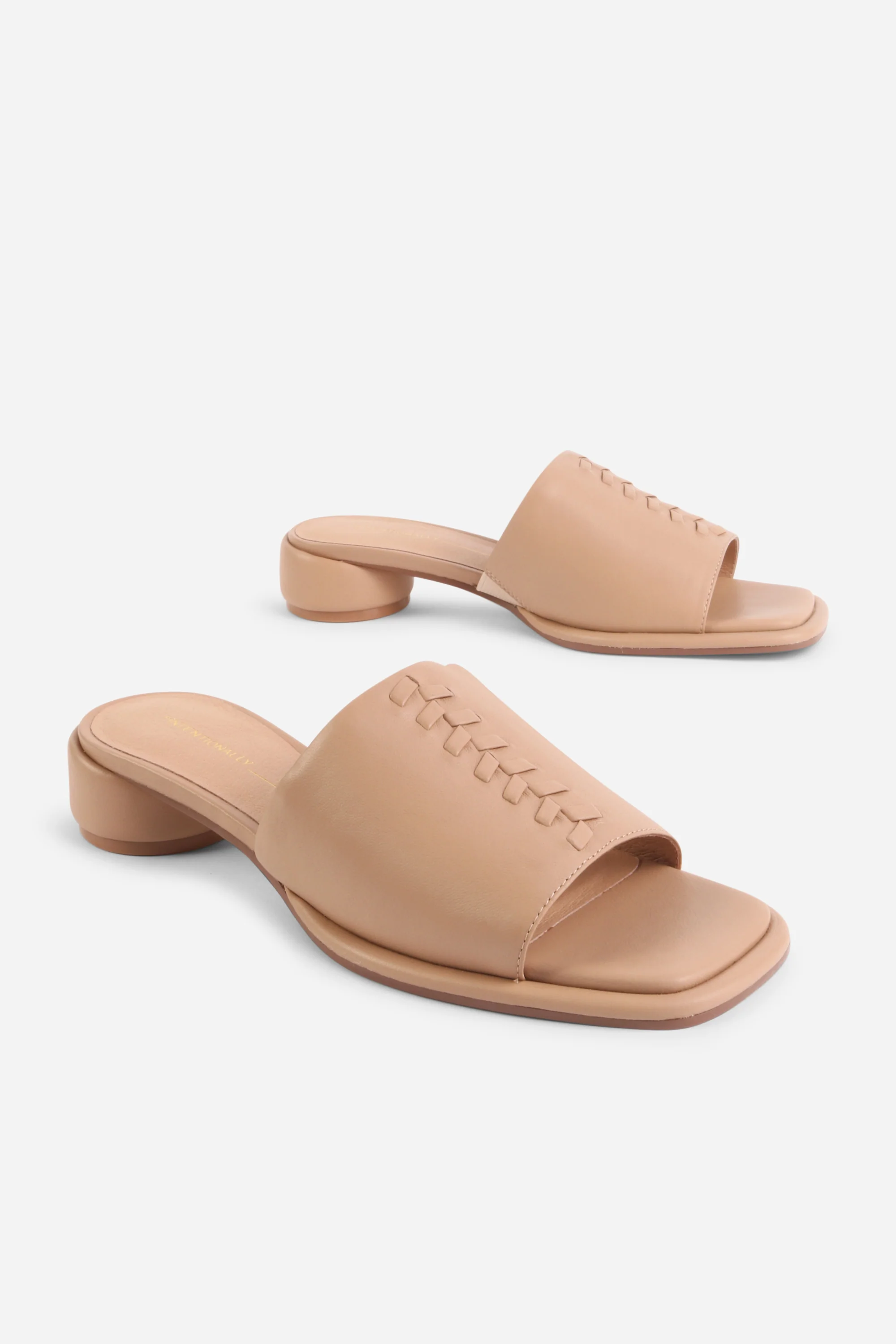 Image of IMAGINE LEATHER SLIDE