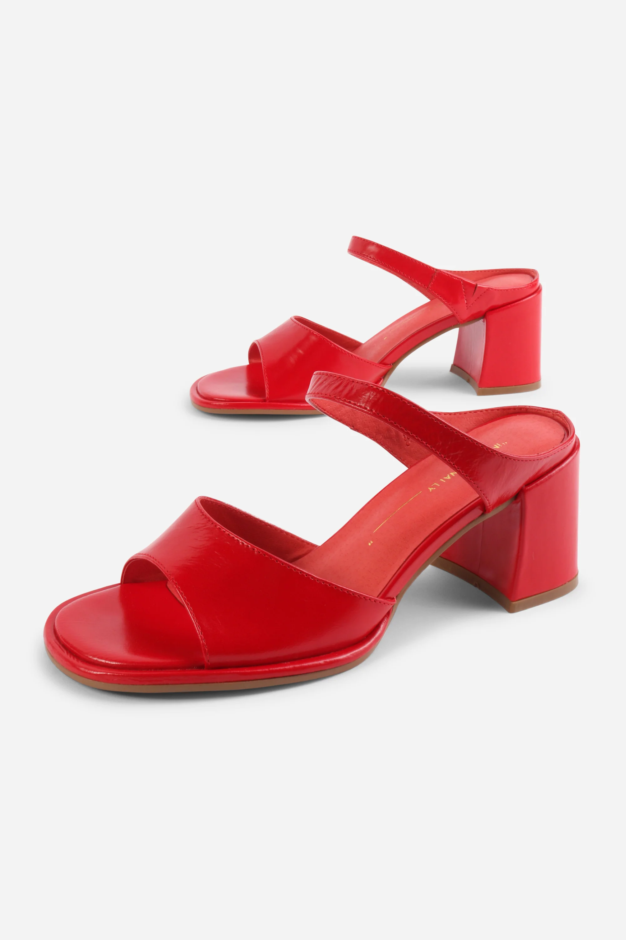 Image of APEX BLOCK HEEL SANDAL