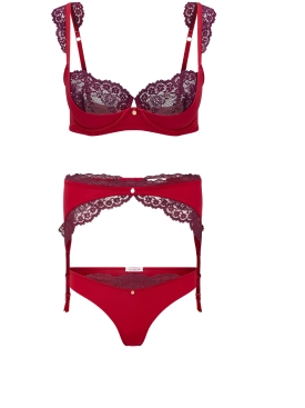 Taissa Dark Red