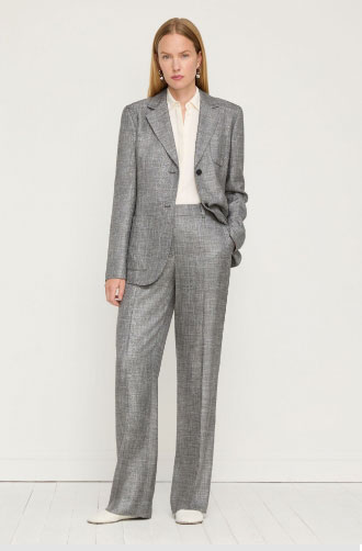 Image2_Suit