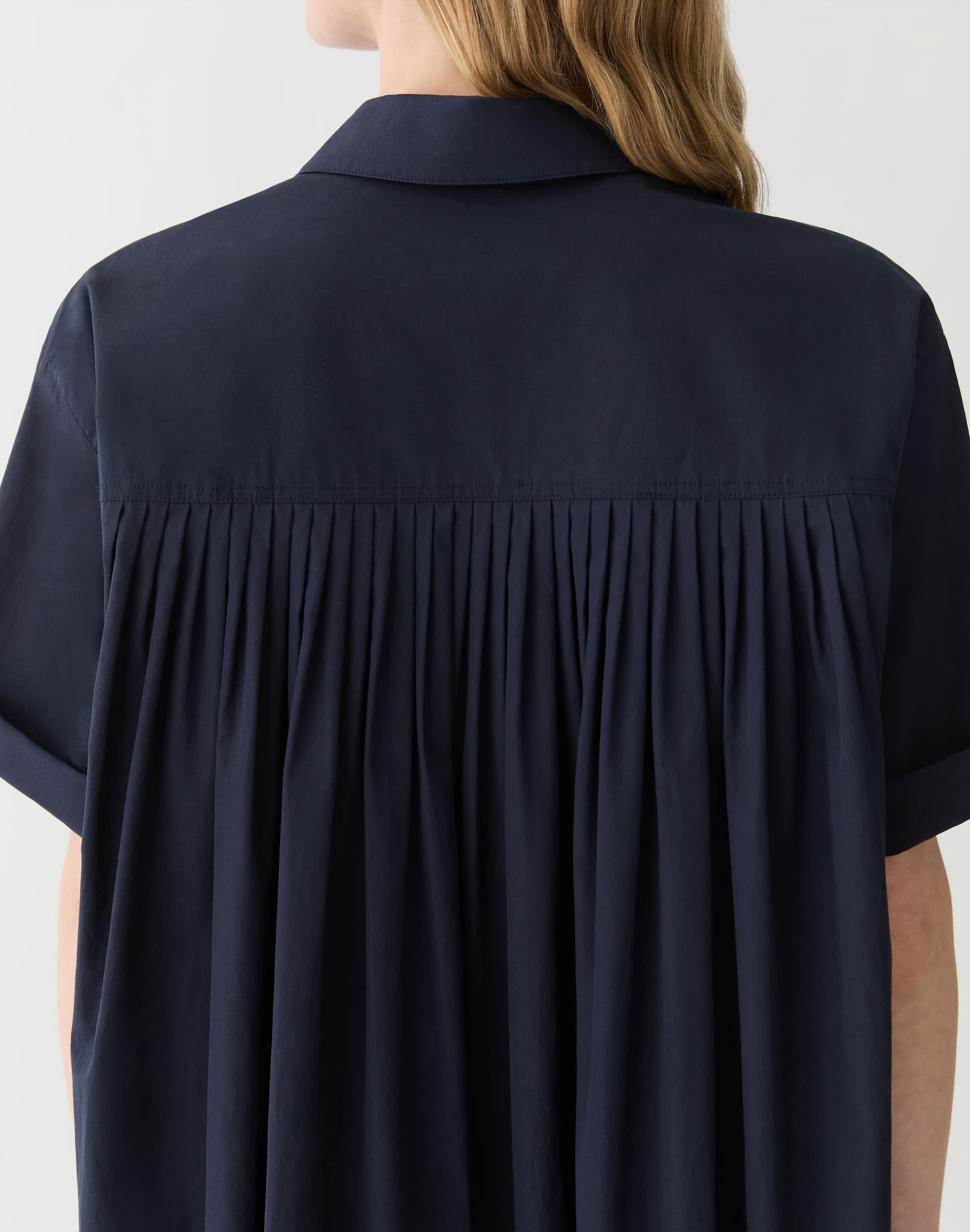 GridImage2_DressDetail
