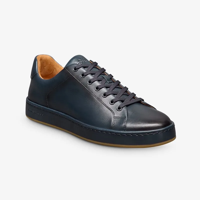 Barnes Lace-up Sneaker