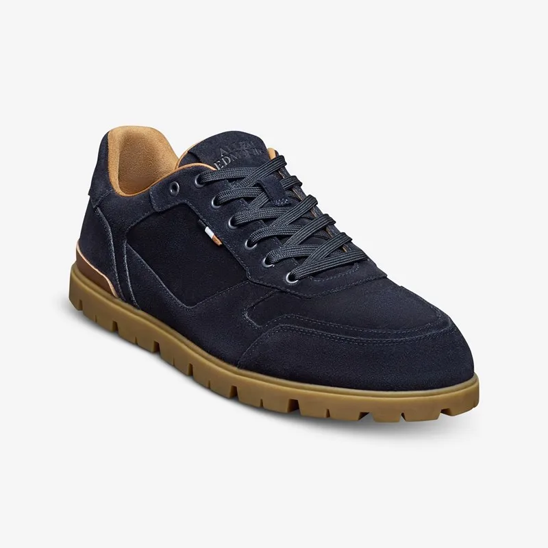 Vail Lug Sneaker