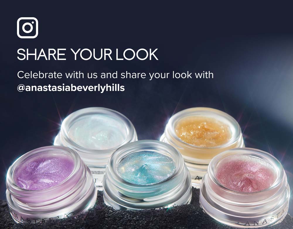 Share your look on IG