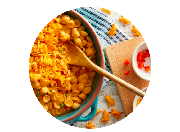 Mac & Cheese with Peppers and Peas