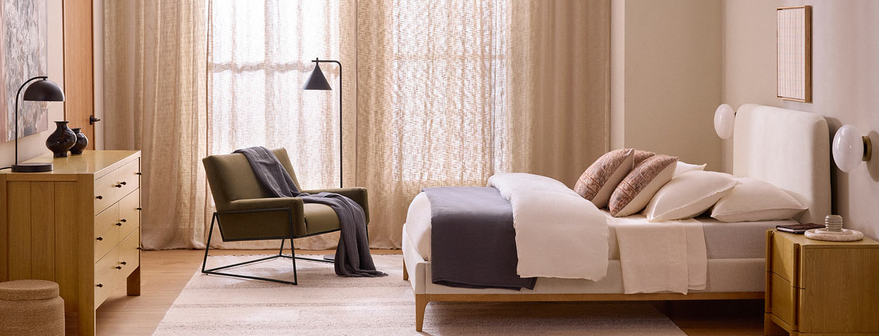 Shop bedroom.
