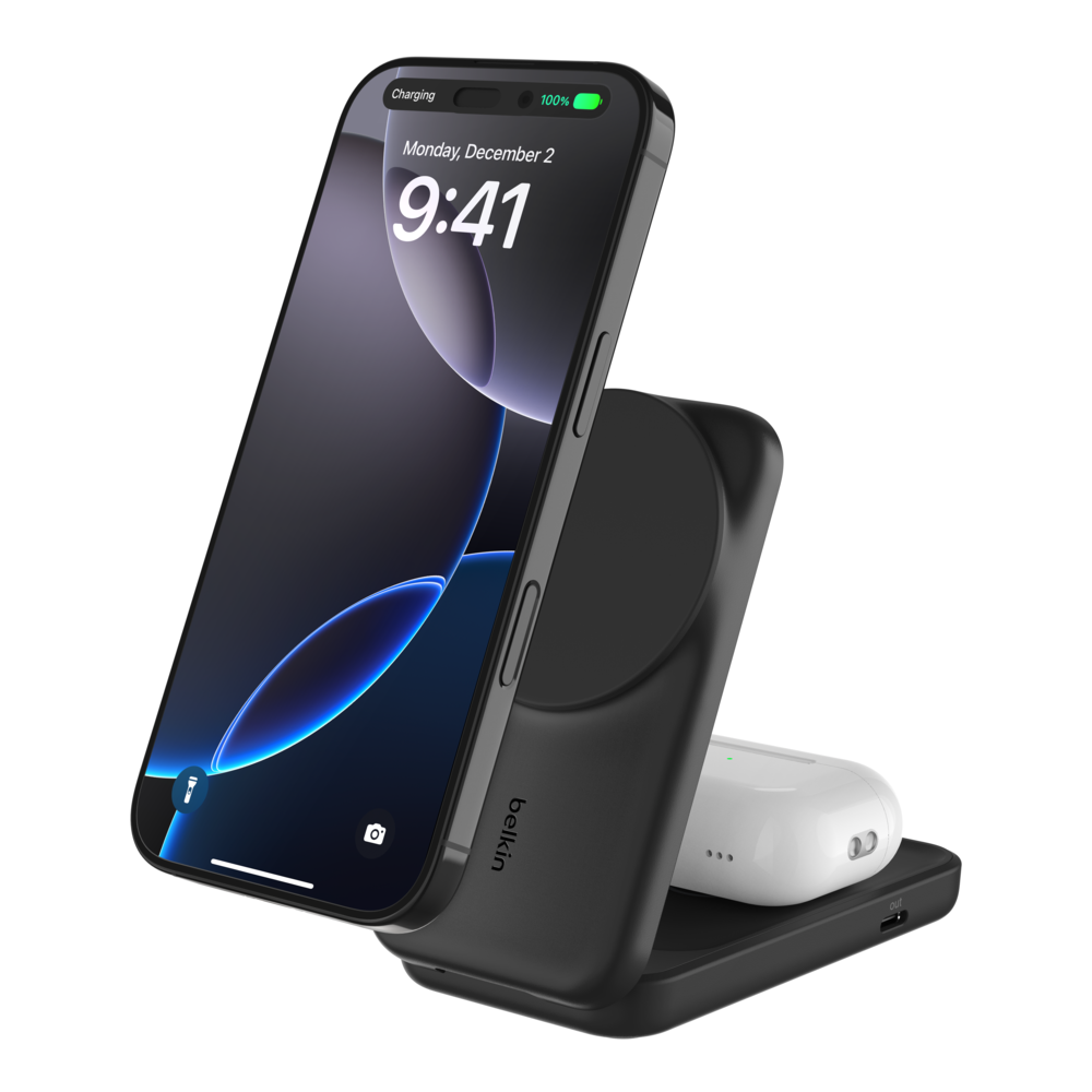 Image of 2-in-1 Foldable Magnetic Charger with Qi2 25W