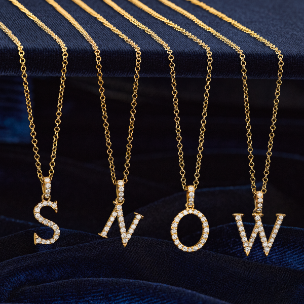 Meaningful, ready-to-ship jewelry that arrives just in time.
